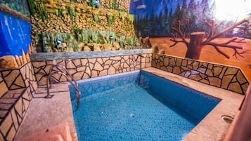 Außenpool (je nach Saison geöffnet)