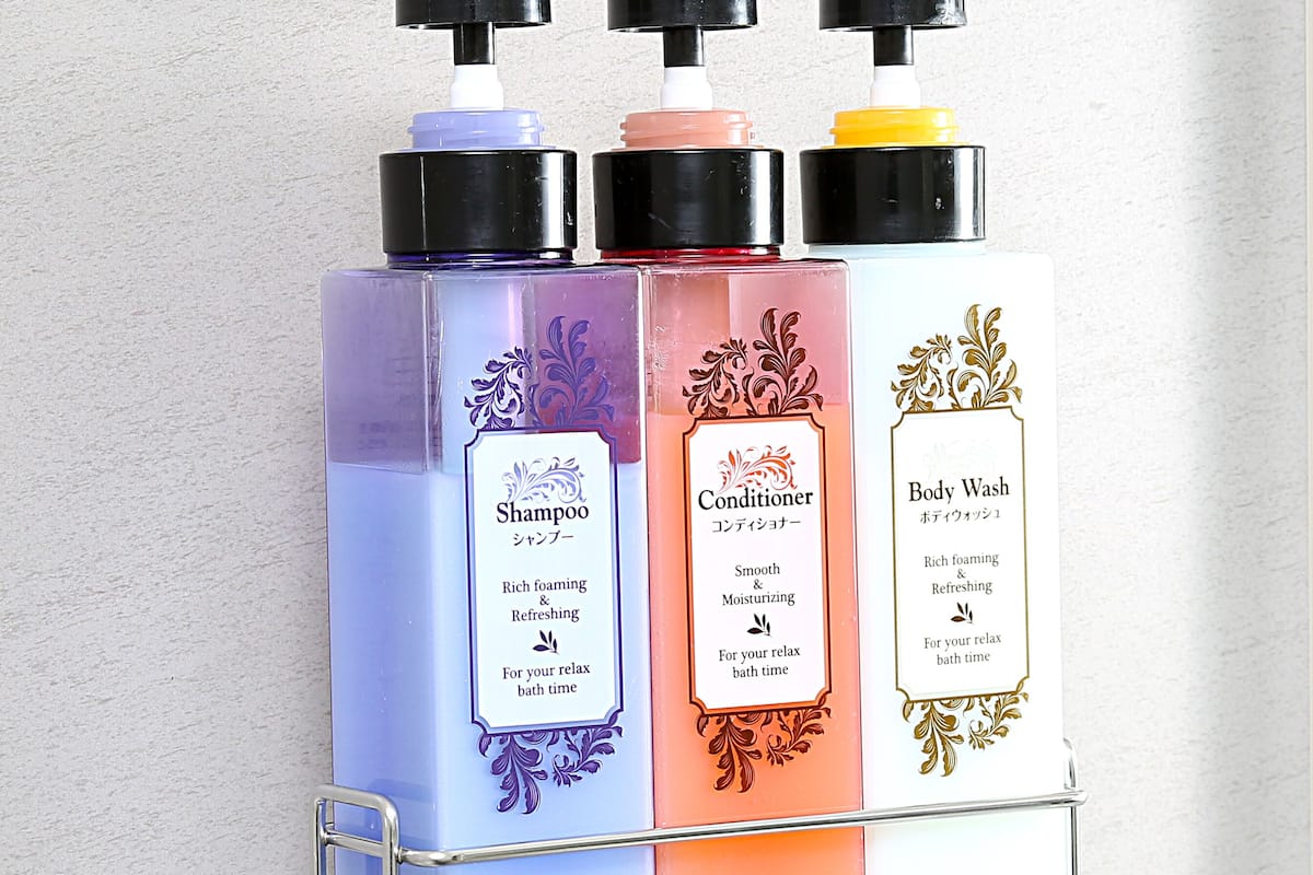 separate bathtub and shower, deep-soaking bathtub, free toiletries