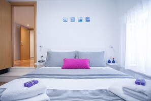 Departamento, Terraza | 2 habitaciones, insonorización y tabla de planchar con plancha 