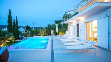 Front of property – evening/night