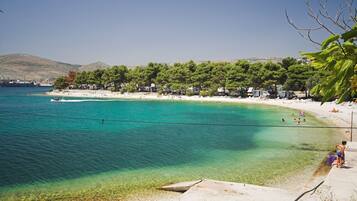Tæt på stranden, badehåndklæder, 6 strandbarer