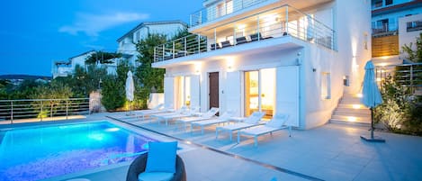 Front of property - evening/night