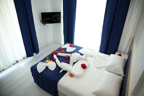 1 多间卧室、客房内保险箱、办公桌、免费婴儿床