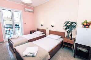 Double Room | Free WiFi, bed sheets - Hotel Must (Zakynthos)