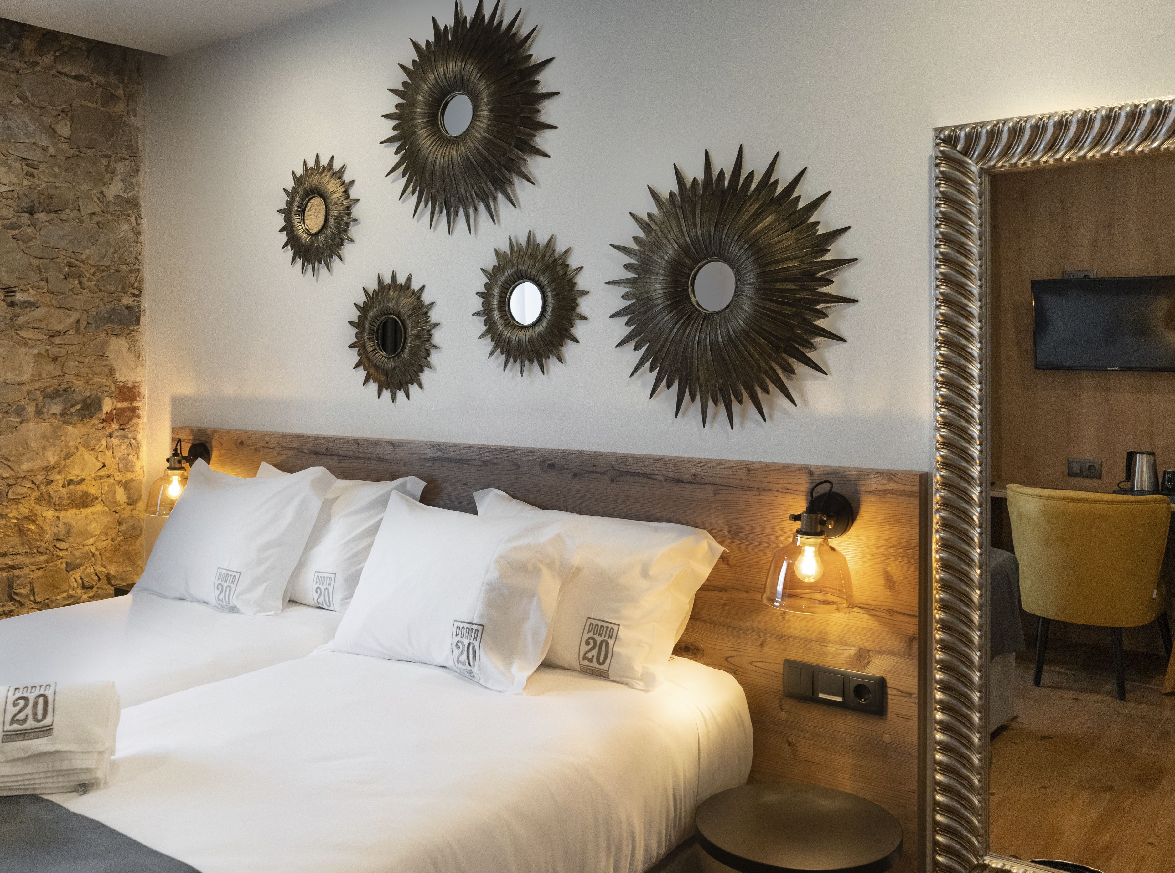 1 chambre, bureau, rideaux occultants, chambres insonorisées