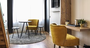 Suite – deluxe | Oppholdsområde | LCD-TV