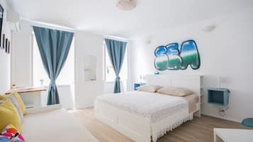 Cortinas blackout, Wi-Fi de cortesia, roupa de cama