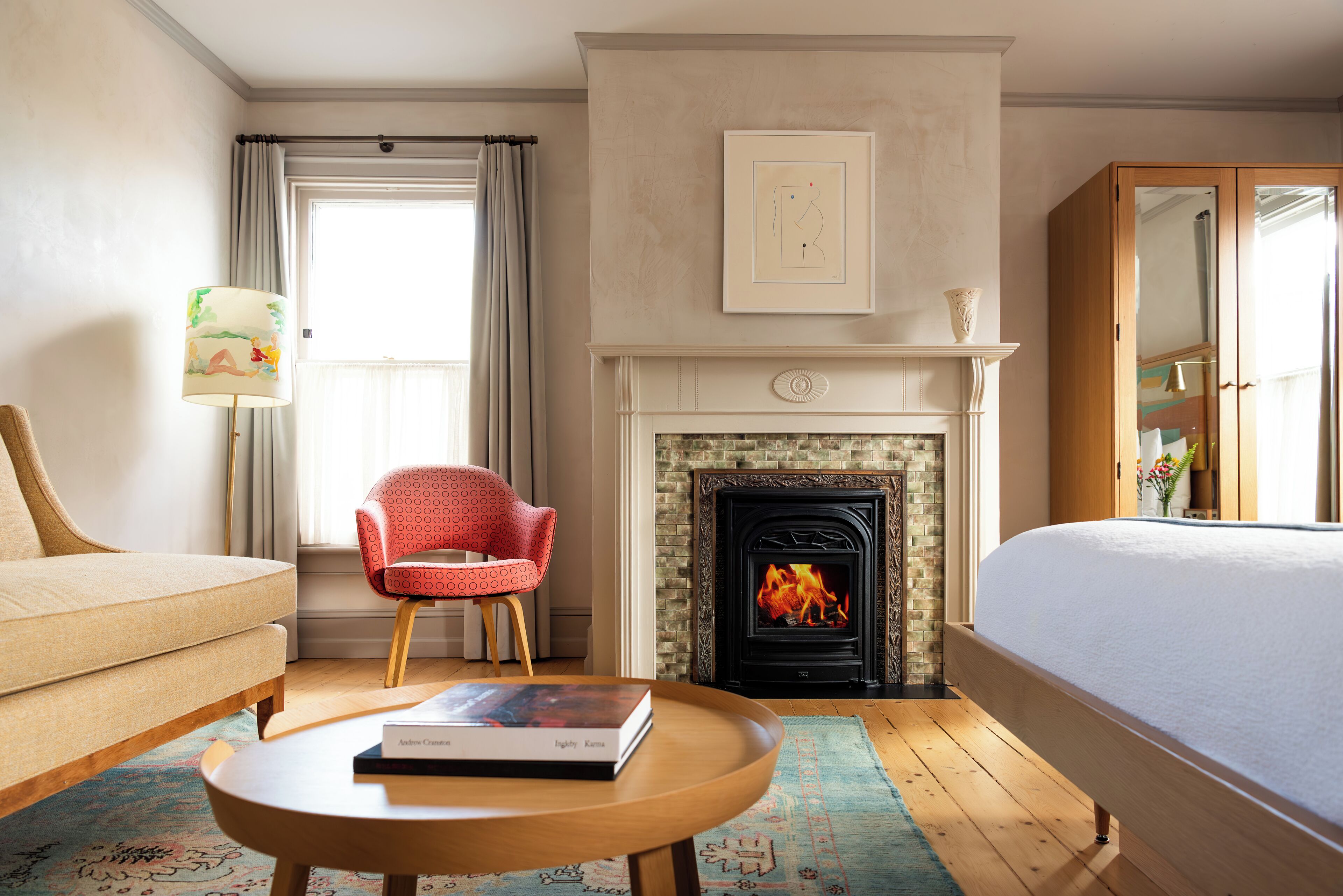 grand room, 1 queen bed, fireplace (john st) | frette italian sheets, premium bedding, down duvets, minibar