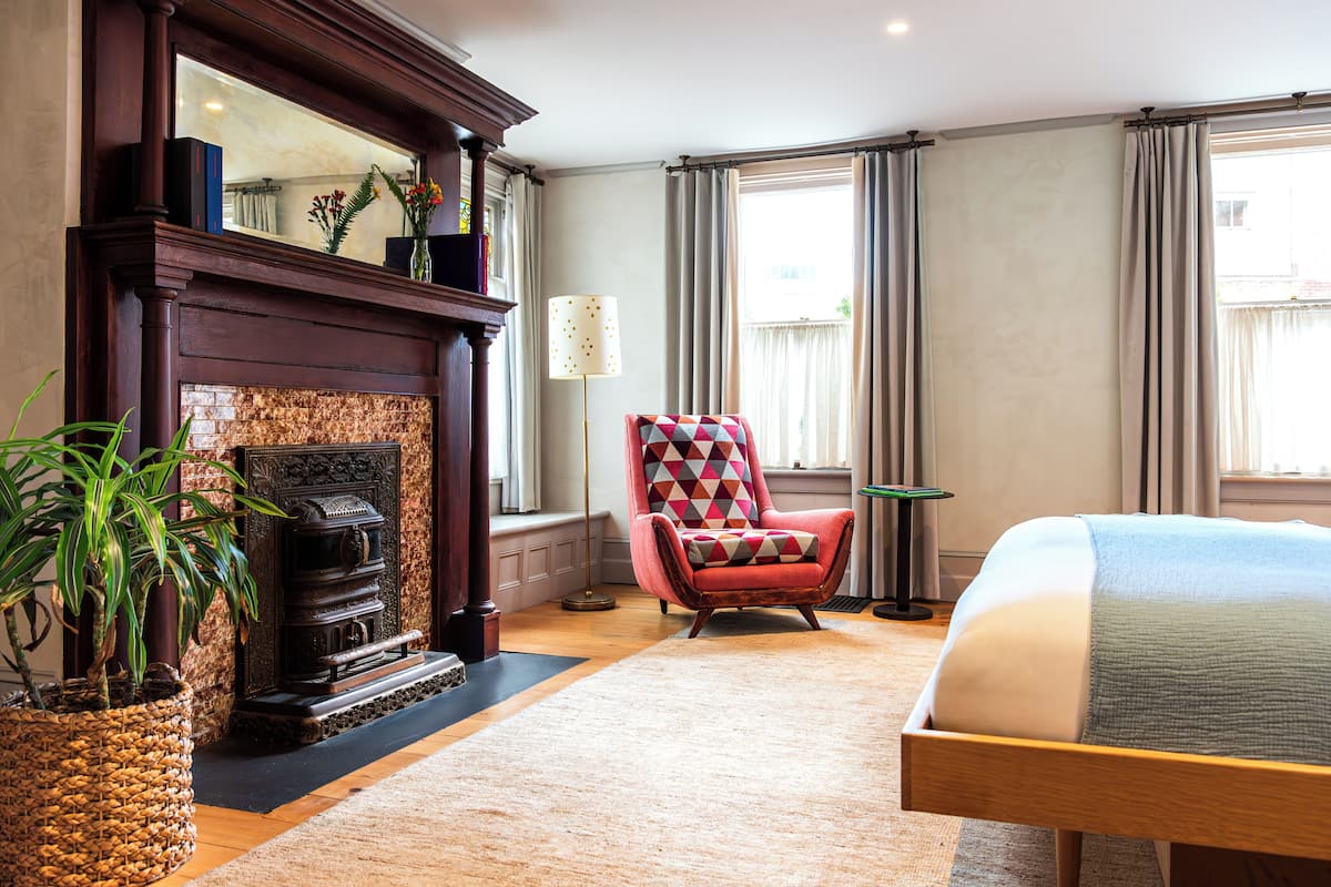 Chambre Luxe, 1 trÚs grand lit, cheminée (John St)