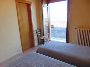 Basic Double Room, Valley View