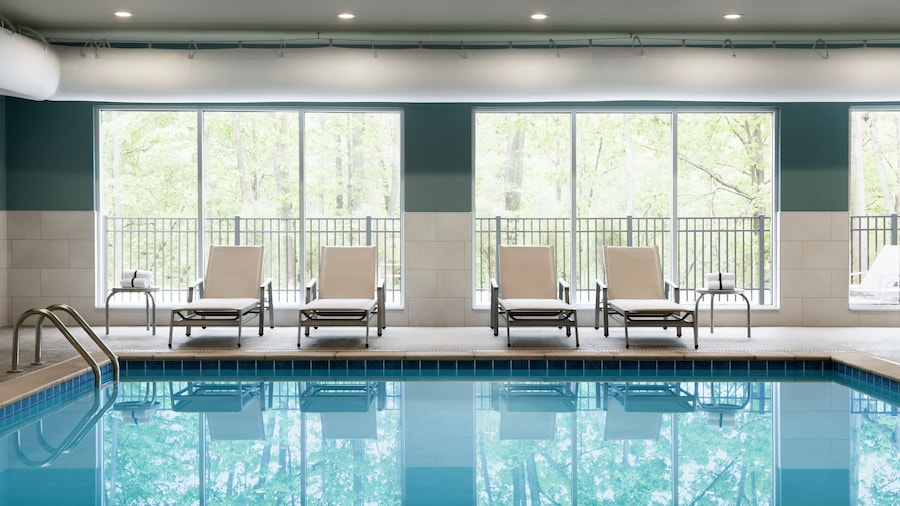 Holiday Inn Express & Suites Savannah N - Port Wentworth by IHG