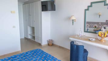 Classic Double Room | Desk, blackout drapes, iron/ironing board, cribs/infant beds