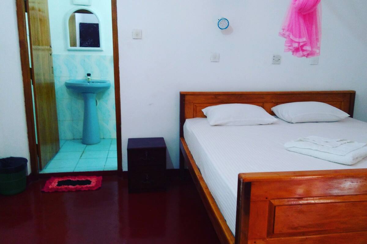 Standard Double or Twin Room, 1 King Bed, Non Smoking, Garden View