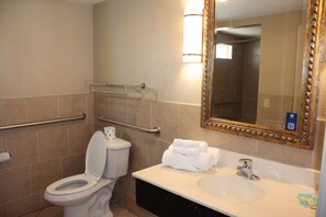 Room, 2 Double Beds, Accessible, Non Smoking | Bathroom | Combined shower/bathtub, free toiletries, towels - Travelodge by Wyndham Blythe (Blythe)