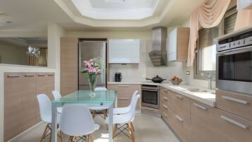 Vila, pemandangan samudra | Detail interior