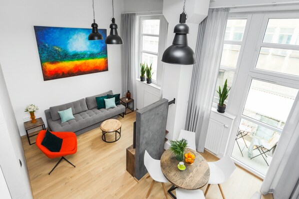 Loft Deluxe, 1 très grand lit et 1 canapé-lit | Coin séjour | TV connectée, Netflix