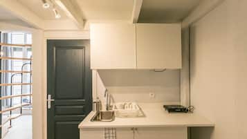 Apartamento clássico, 2 camas de casal, para não fumantes (15) | Cozinha americana privada | Geladeira, micro-ondas, cooktop, cafeteira/chaleira