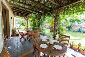 Free daily buffet breakfast - Hotel Alesi (Malcesine)