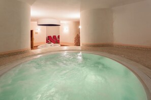 Indoor spa tub - Hotel Alesi (Malcesine)