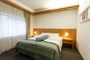 Suite, City View