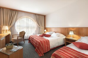 Triple Room, City View | In-room safe, soundproofing, iron/ironing board, free WiFi - Hotel Jozef (Idrija)