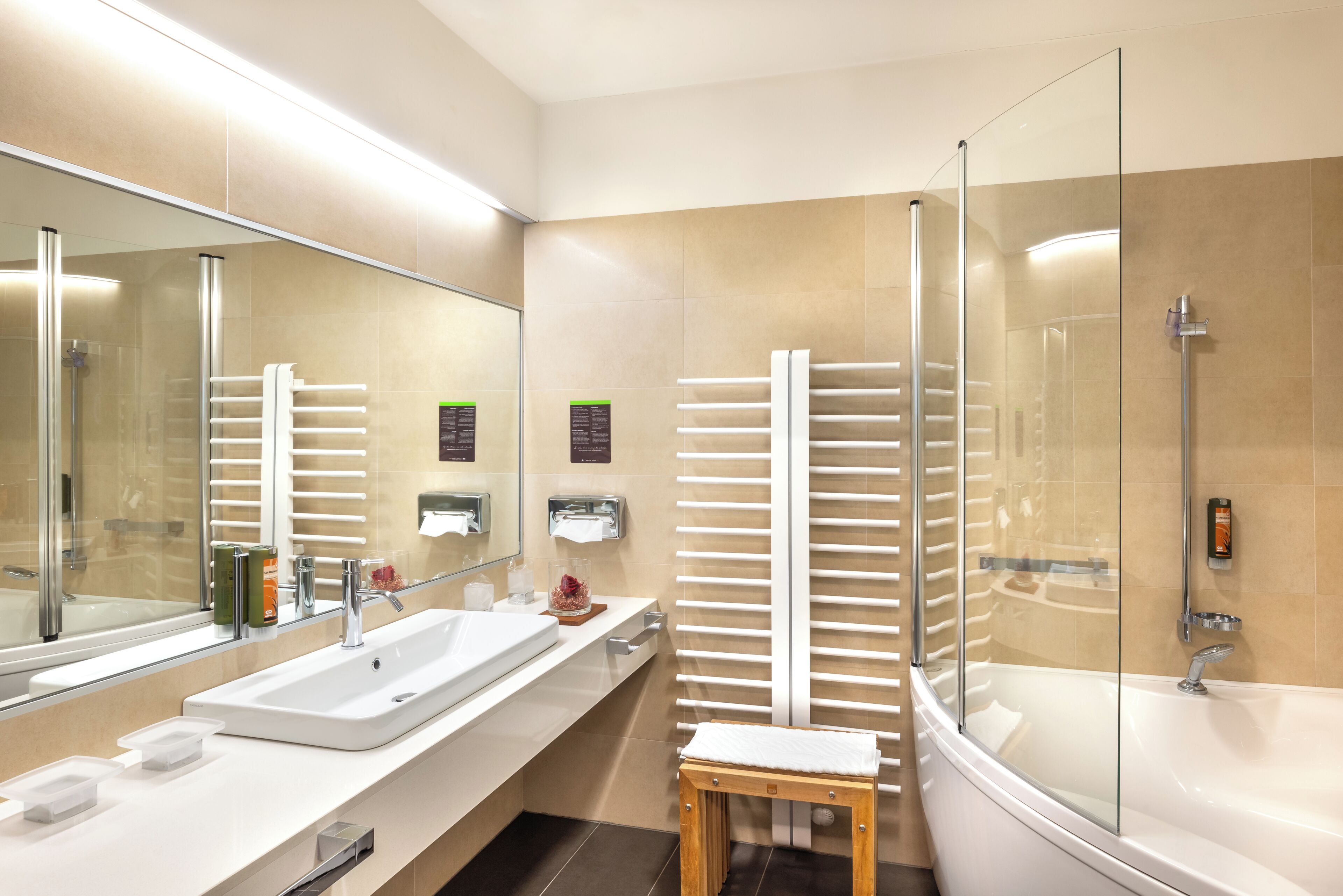 Suite, City View | Bathroom
