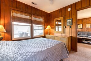 4 bedrooms, free WiFi