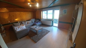 Tv, videospil, dvd-afspiller, bøger