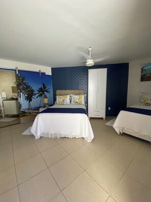 6 bedrooms, desk, iron/ironing board, free WiFi