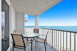 Outdoor dining - Romar Towers 8B Gulf Front Amazing Views Large Unit Smaller Complex Less Crowds (Orange Beach)