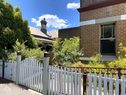 Dora Hall | Very Central