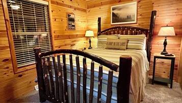 4 slaapkamers, een strijkplank/strijkijzer, gratis wifi, beddengoed