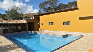 Piscine extérieure