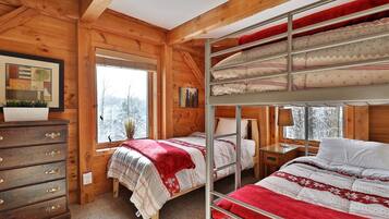 8 chambres, fer et planche Ă repasser, Wi-Fi, draps fournis