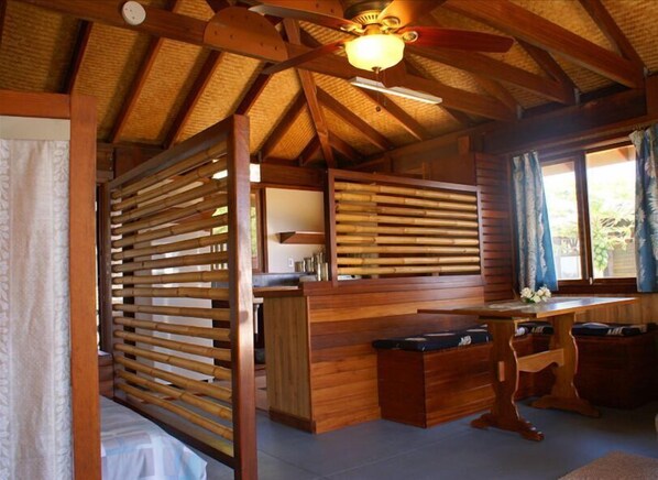 1 bedroom, bed sheets, wheelchair access