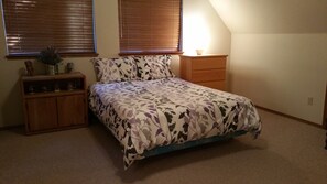 3 bedrooms, bed sheets