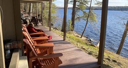 Charming Cottage By The Shore Of Beautiful Long Lake, Harrison, Maine