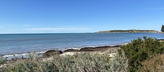 Southern Escape - A Family Friendly Home 3 minute walk to  the Beach 