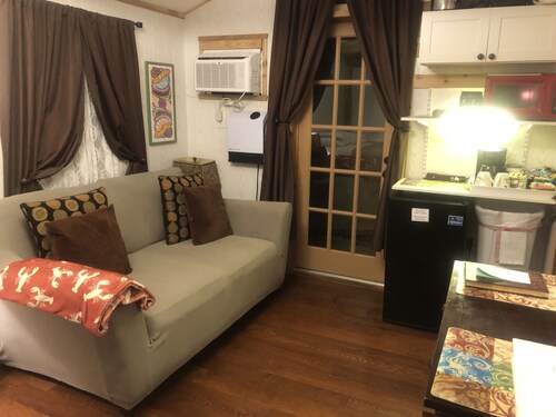 Studio A. Katie & Steve Riley Apartment