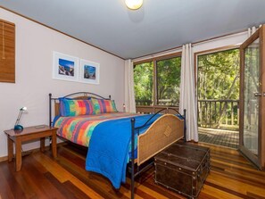 3 Schlafzimmer, Schreibtisch, Bügeleisen/Bügelbrett, kostenloses WLAN