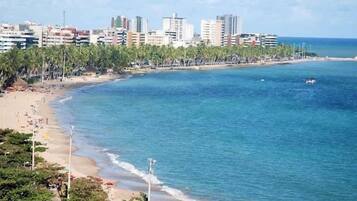 Na praia