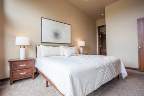 4 habitaciones, wifi gratis y ropa de cama 