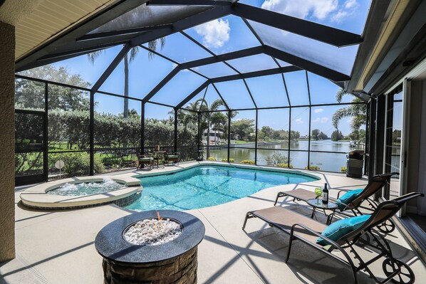 Et oppvarmet basseng