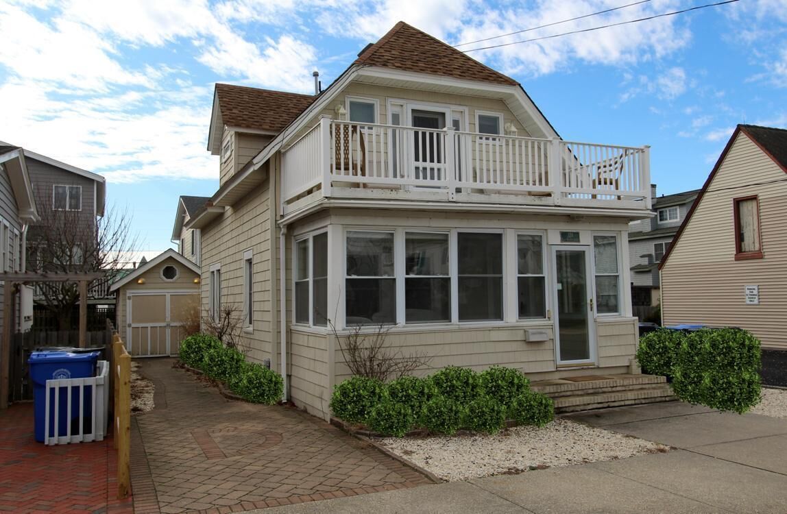 Oceanside Home in the Heart of Beach Haven