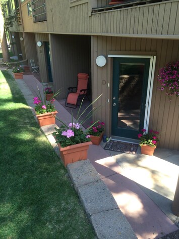 Corner unit 