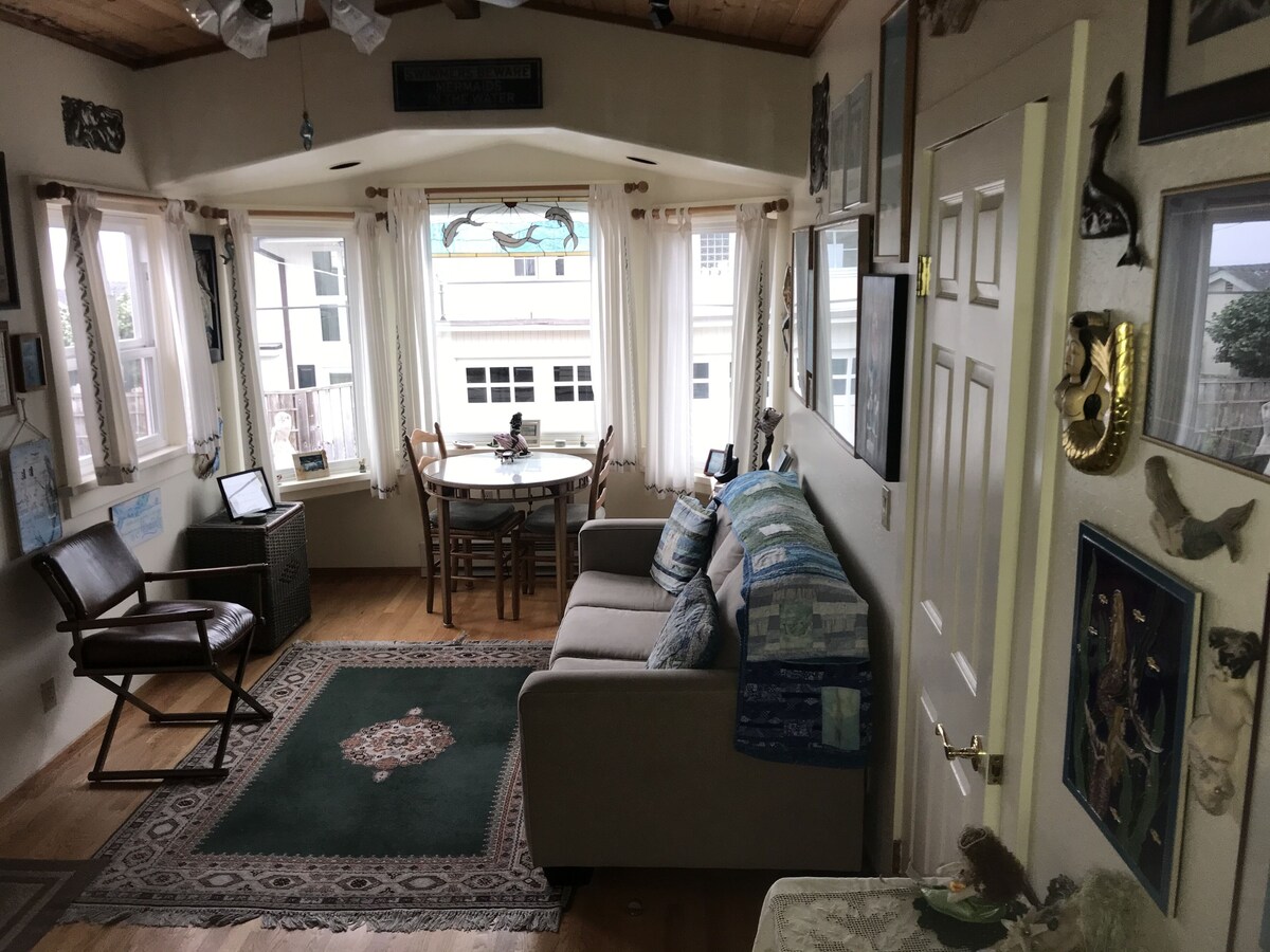 Photo 13 of Mermaid Retreat, PET FRIENDLY, One Week Minimum Stay, Permit #0027