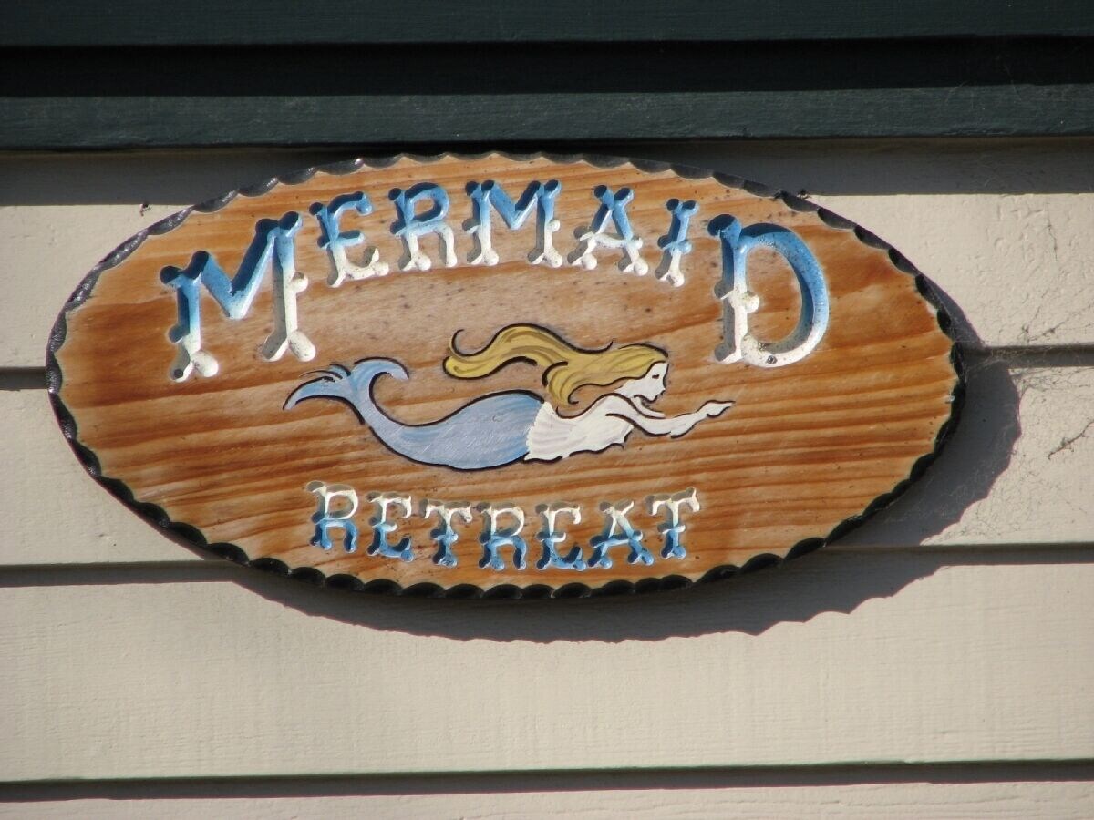 Photo 4 of Mermaid Retreat, PET FRIENDLY, One Week Minimum Stay, Permit #0027
