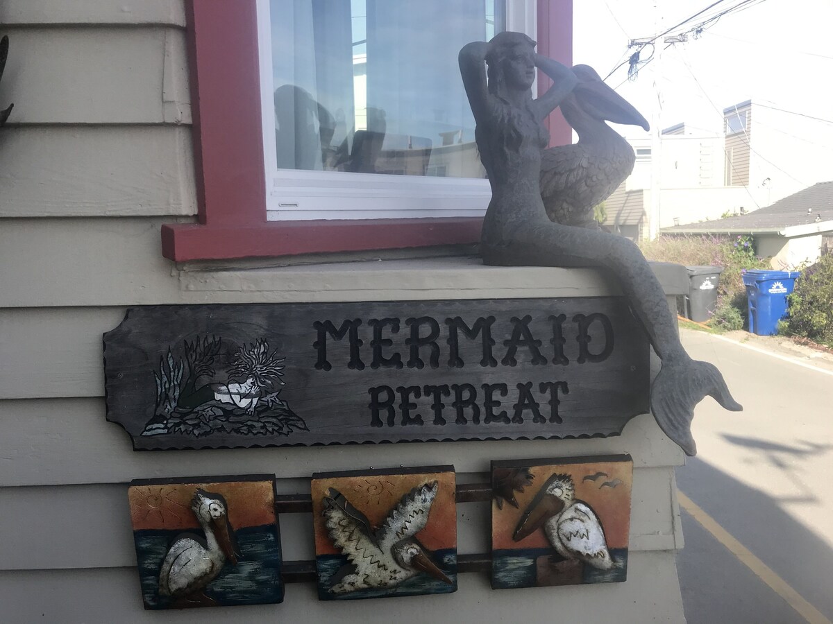 Photo 3 of Mermaid Retreat, PET FRIENDLY, One Week Minimum Stay, Permit #0027