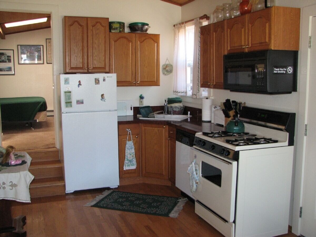 Photo 20 of Mermaid Retreat, PET FRIENDLY, One Week Minimum Stay, Permit #0027