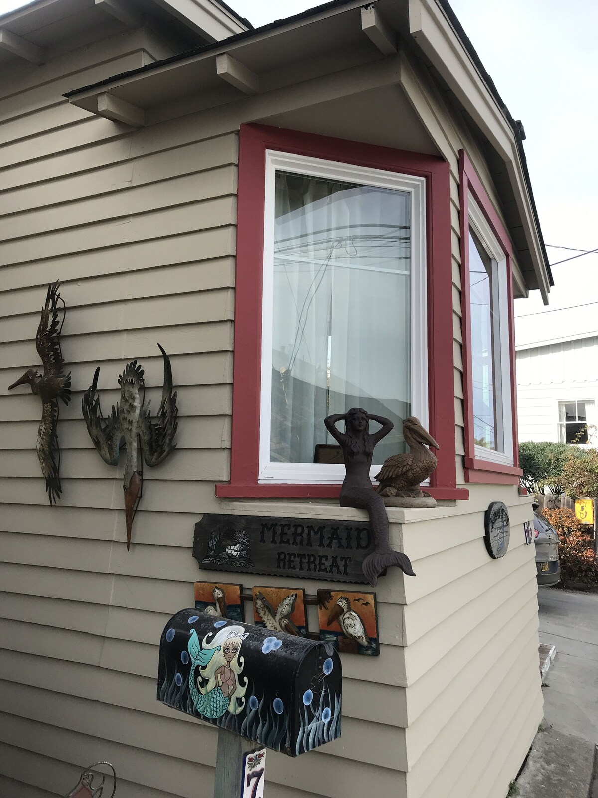 Photo 6 of Mermaid Retreat, PET FRIENDLY, One Week Minimum Stay, Permit #0027